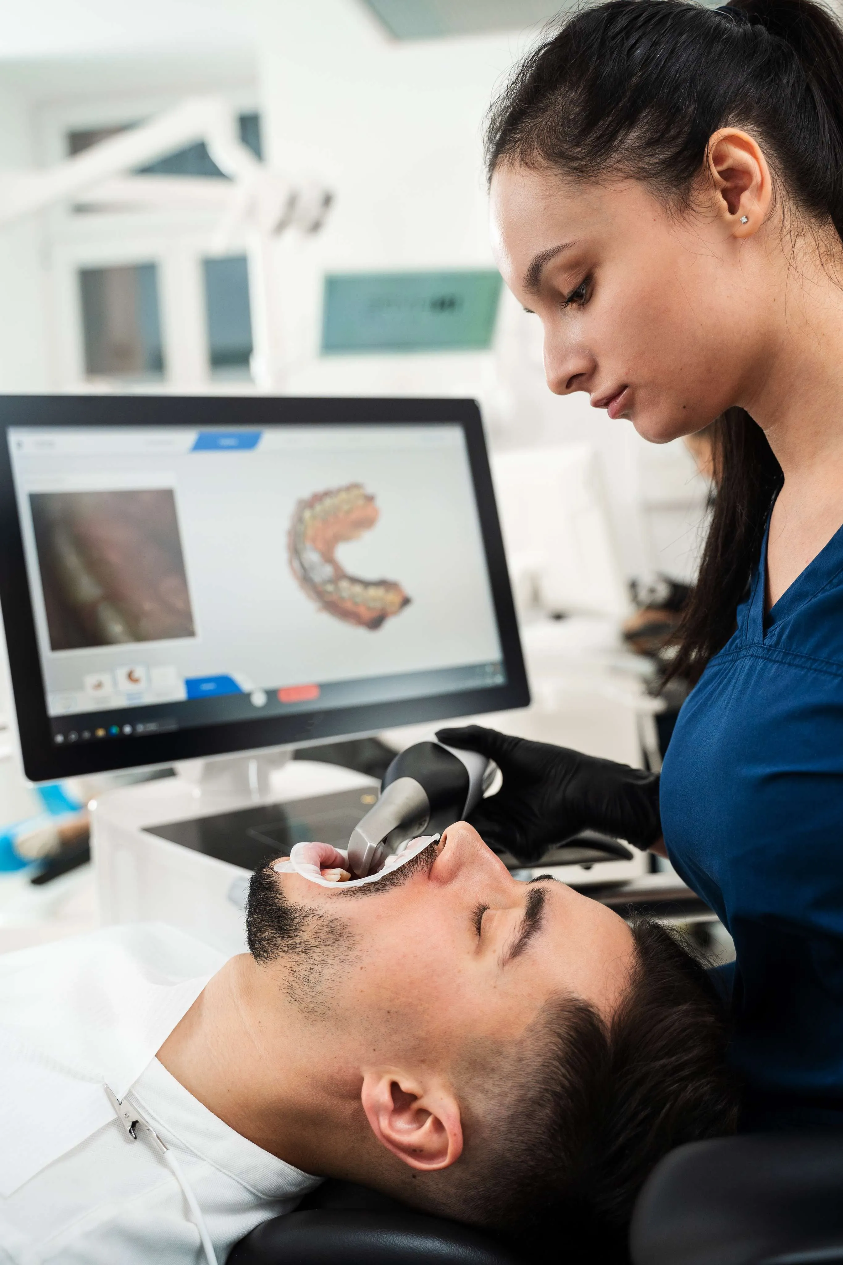 iTero Outcome Simulator showing 3D smile transformation